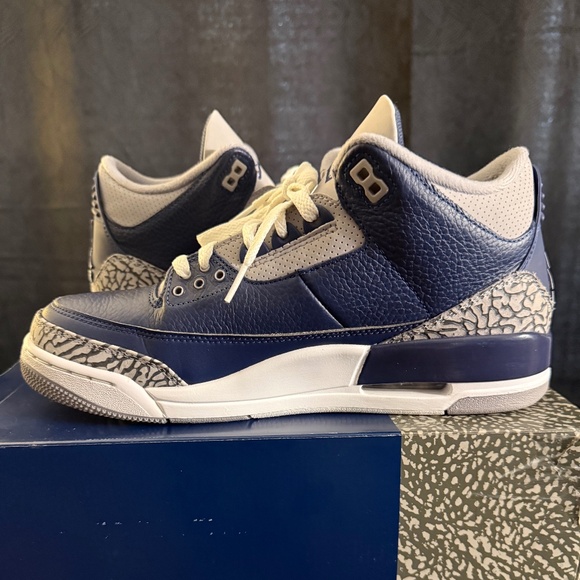 Jordan 3 Retro - Picture 2 of 10